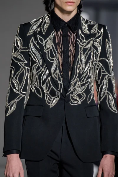 Look 51